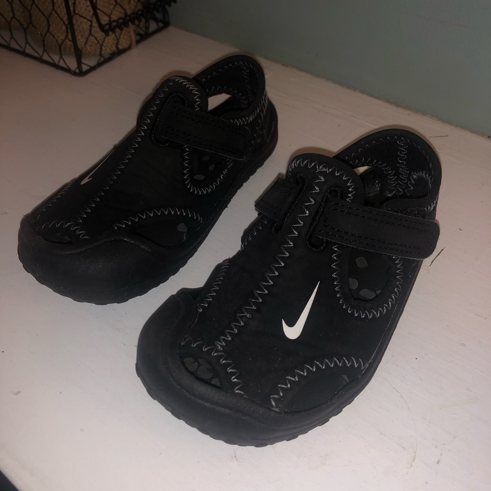Nike sandals